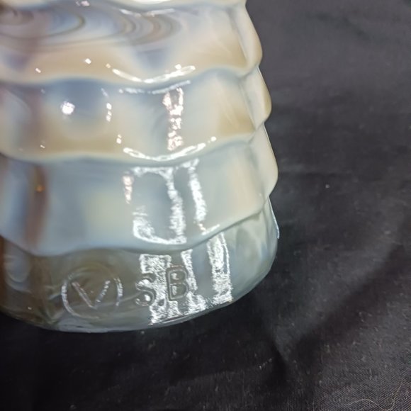 Vintage Summit slag glass - Picture 2 of 7